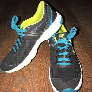 New Balance 813 Women's Cross Training Shoes